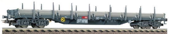 4 Axle Stake car<br /><a href='images/pictures/Roco/66759.jpg' target='_blank'>Full size image</a>